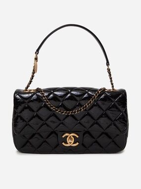 Pre-Owned Chanel 2015-2016 Patent/Calfskin Flap Bag Black